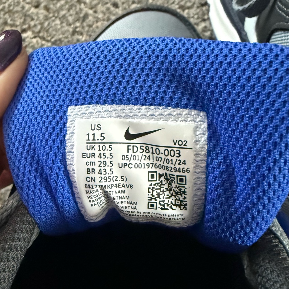 NIKE Blue and Gray Air Max GTX Sneakers | Size 11.5 - Picture 4 of 6